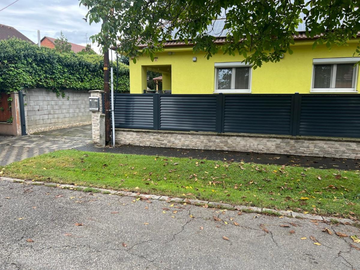 Star Street Home Mosonmagyaróvár Dış mekan fotoğraf